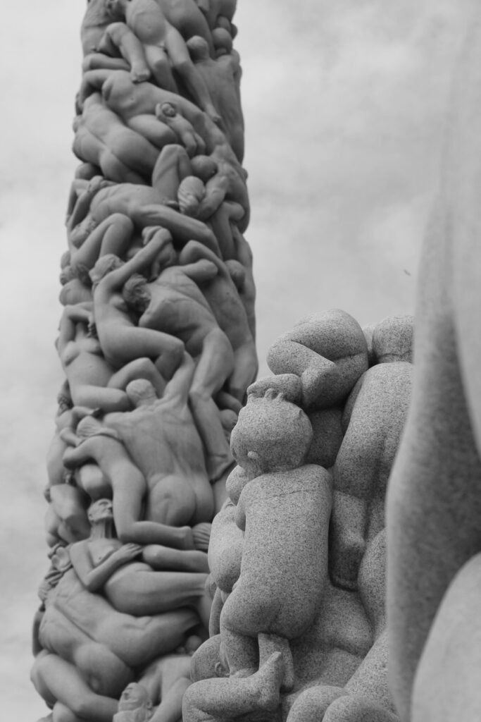 Vigeland Sculpture Park Oslo: A Must-Visit Outdoor Attraction for Art Lovers