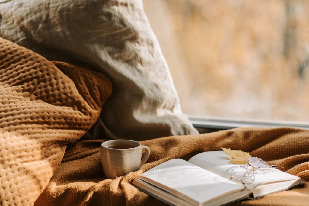 Hygge-Danish-Coziness-Guide-blanket