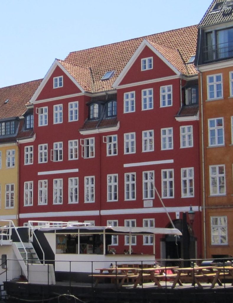 Nyhavn_20_Christian_Anderson_house