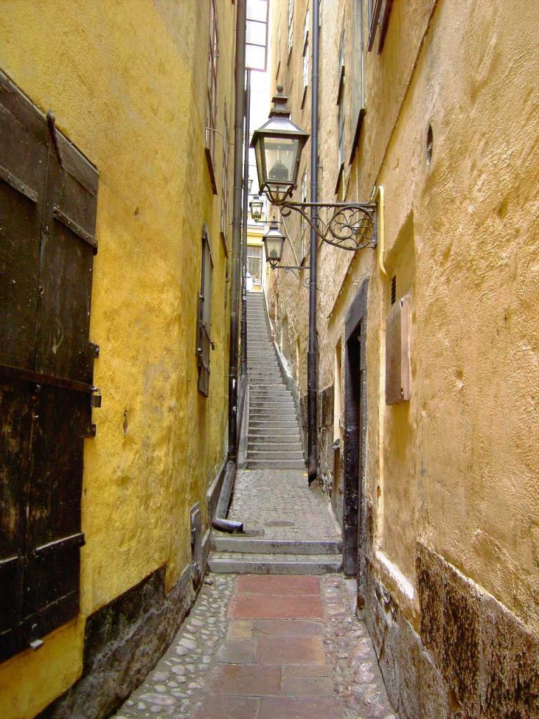 Things-to-Do-in-Gamla-Stan-Stockholm-Marten-Trotzigs-Graend