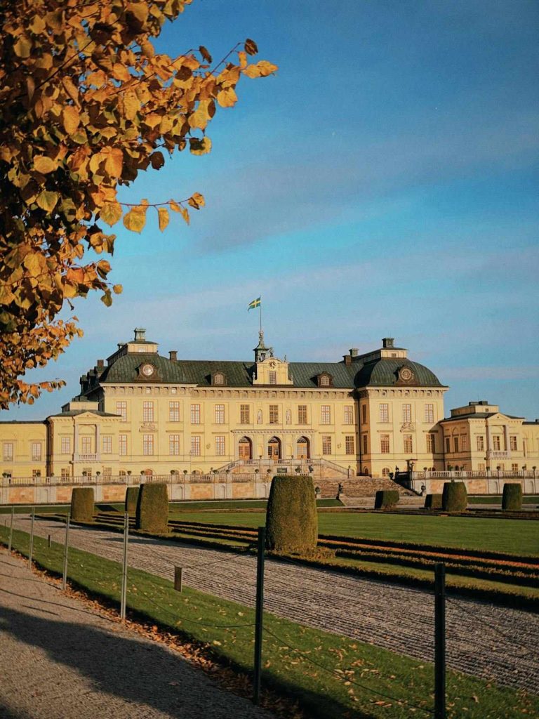 Drottningholm-palace-Stockholm-autumn