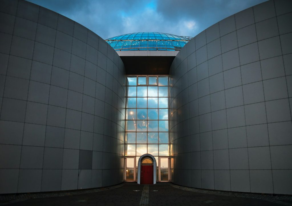 Perlan-museum-close-view