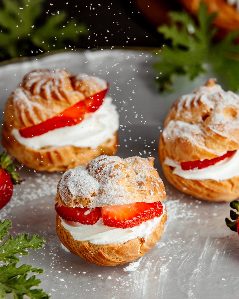 cream-filled-buns-Danish-Pastries-in-Copenhagen
