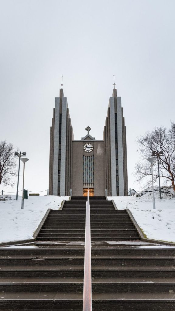 Akureyri-Iceland-The-Akureyrarkirkja-Church