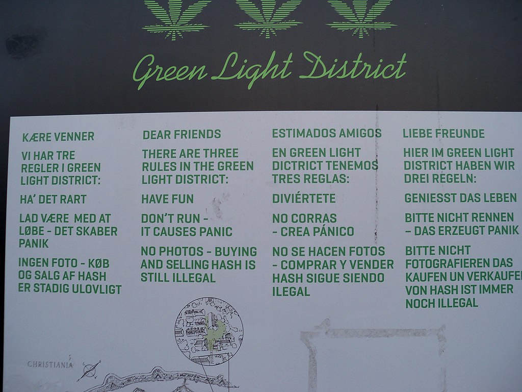 Green_Light_District_in_Christiania