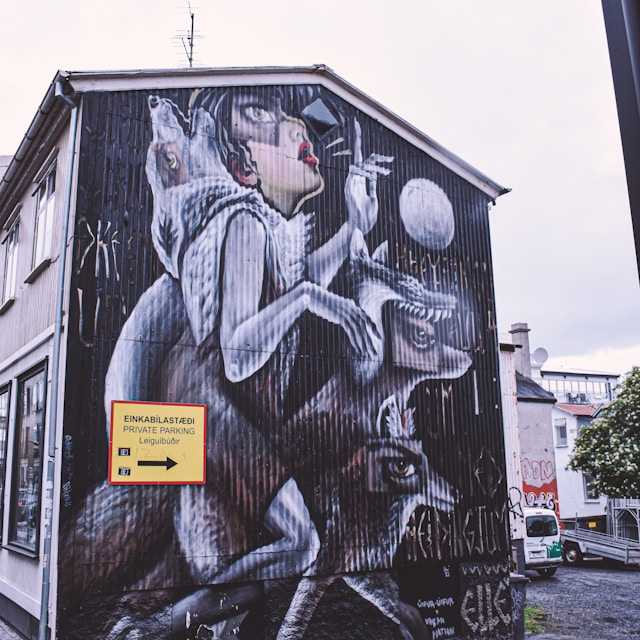 Reykjavik’s-Best-Street-Art-graffitti-1