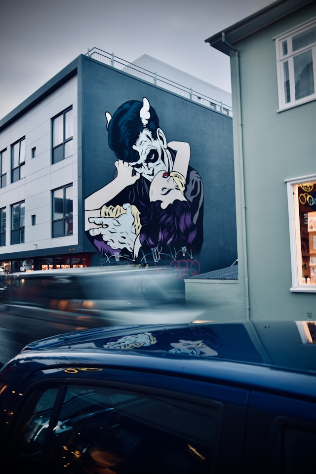 Reykjavik’s-Best-Street-Art-graffitti-2