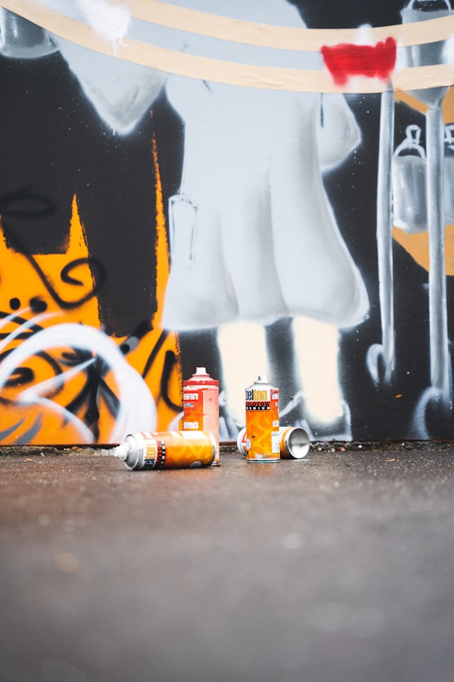Reykjavik’s-Best-Street-Art-spray